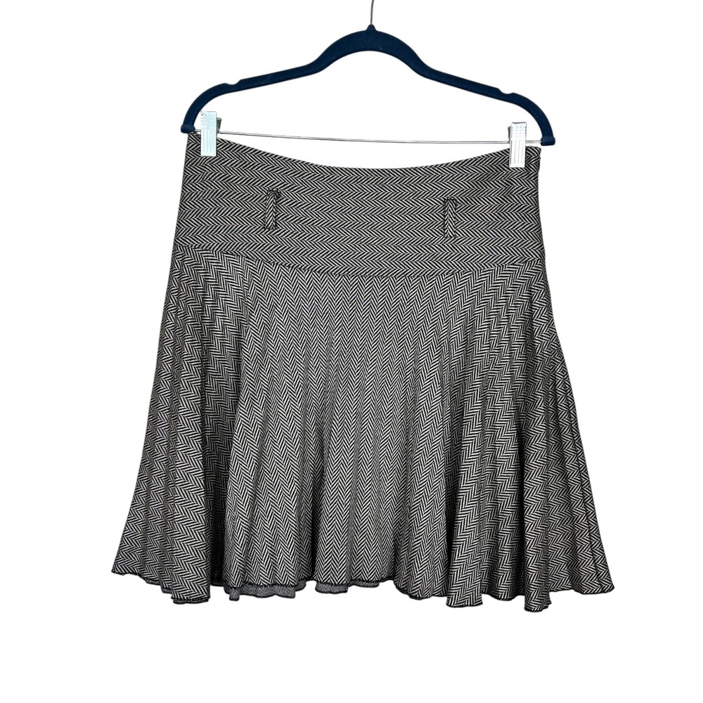 Y2K Herringbone Mini Skirt‎ Black White Flared Size 9 Tracy Evans Limited